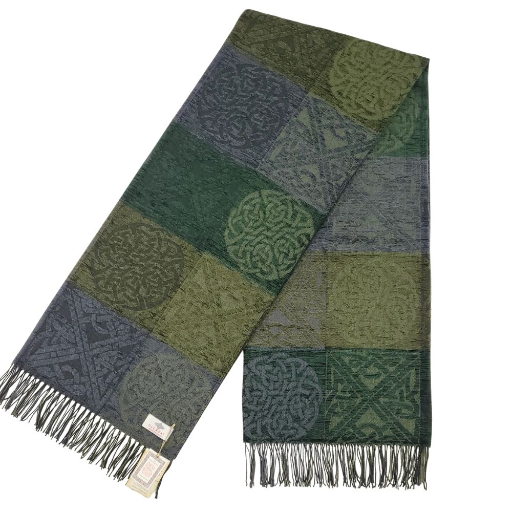 Jacquard Celtic Knot Wrap- Green/Grey