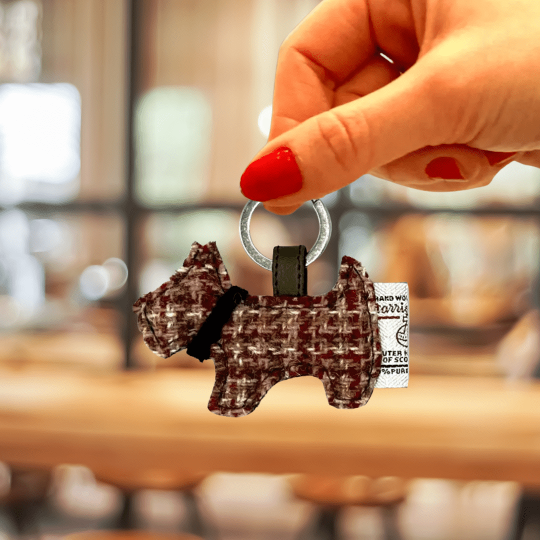 Harris Tweed Scottie Dog Keyring - Maple Check - The Celtic Gift Store - Gift
