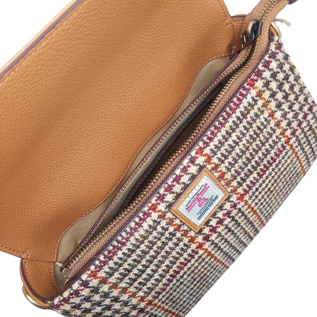 Islander Harris Tweed The Caithness Clutch 'Beige Dogtooth'
