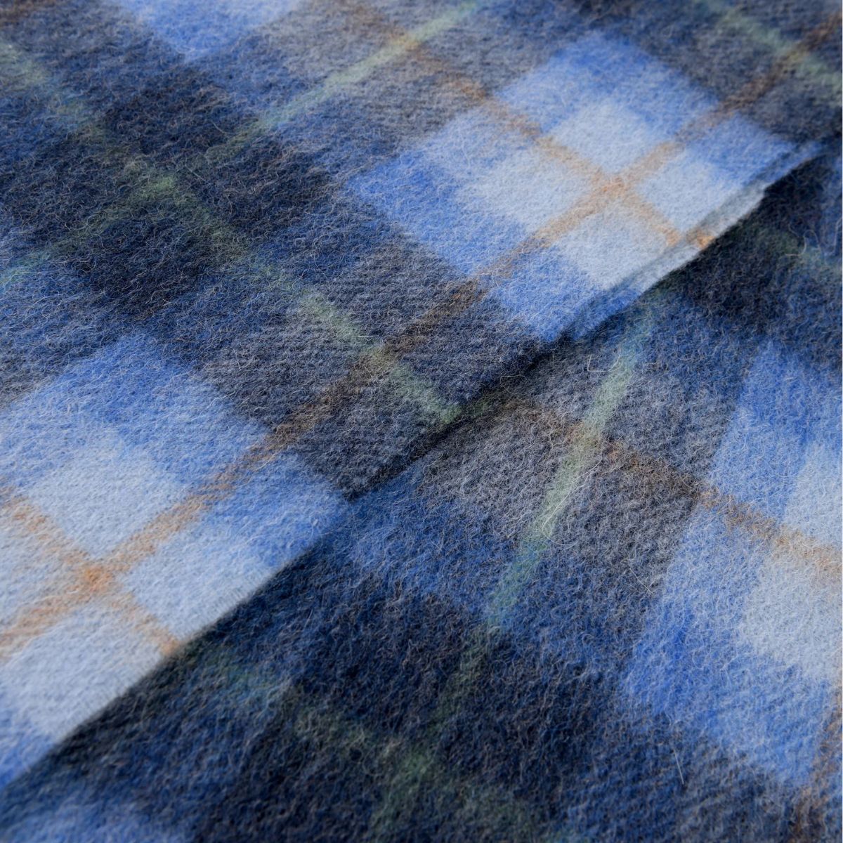 Islander Lambswool Scarf - Blue Tartan