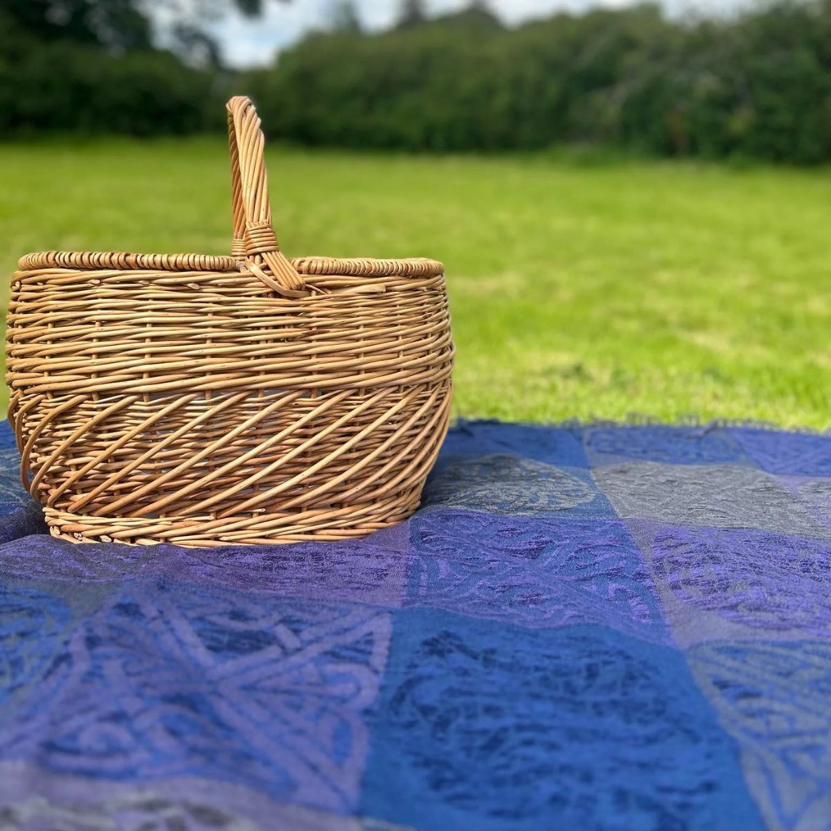 Jacquard Celtic Knot Throw - Blue/Purple/Grey