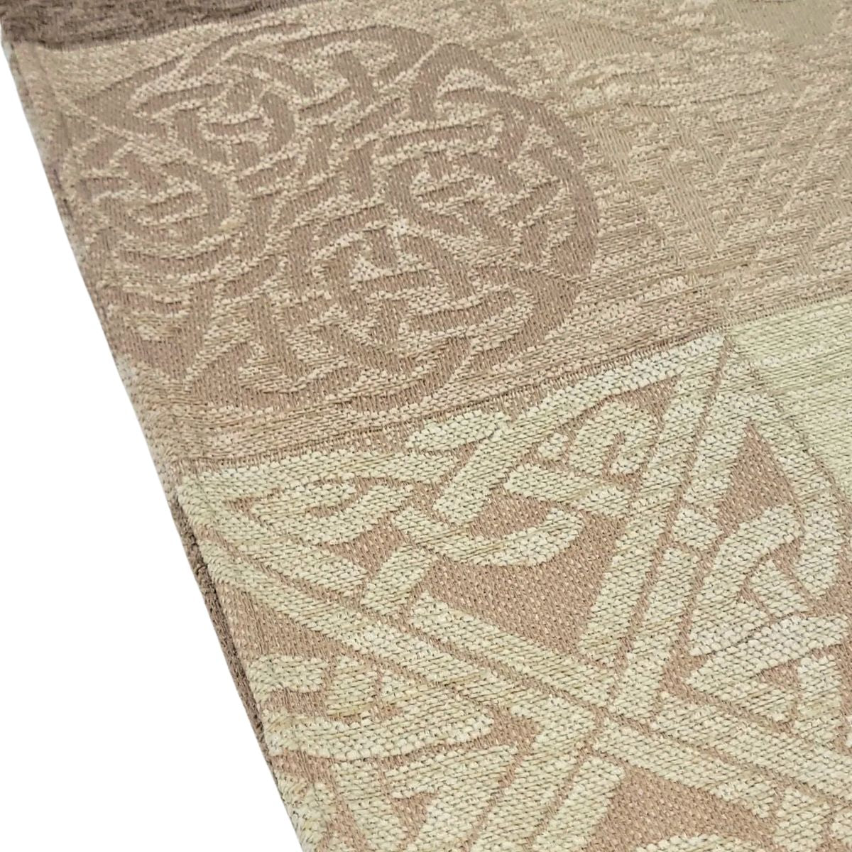Jacquard Celtic Knot Wrap - Cream/Brown