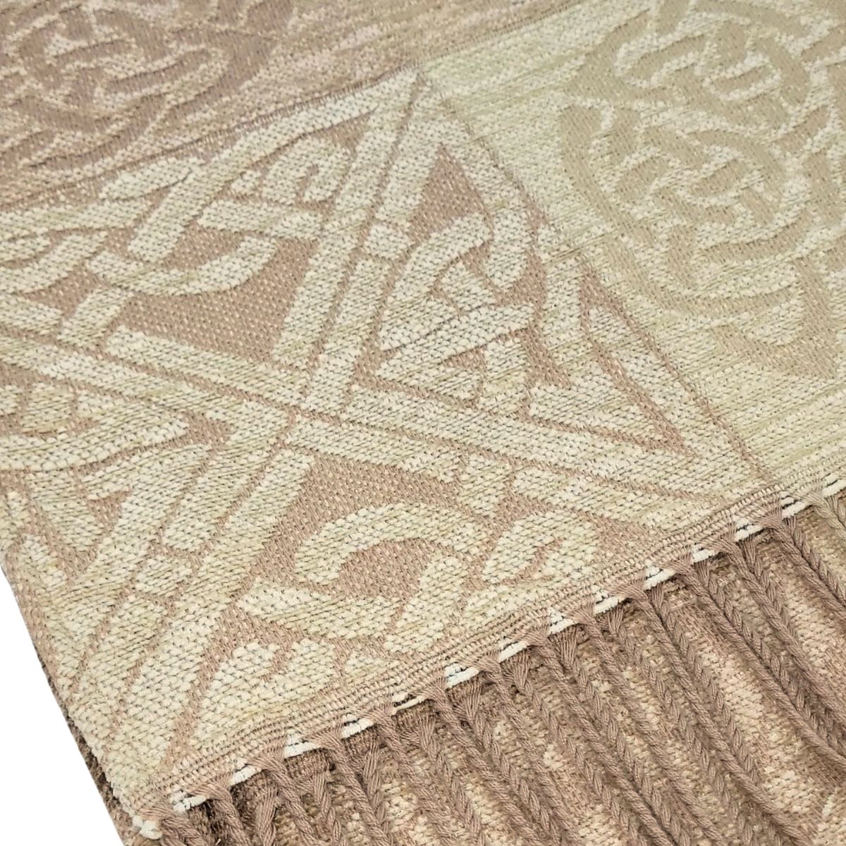 Jacquard Celtic Knot Wrap - Cream/Brown