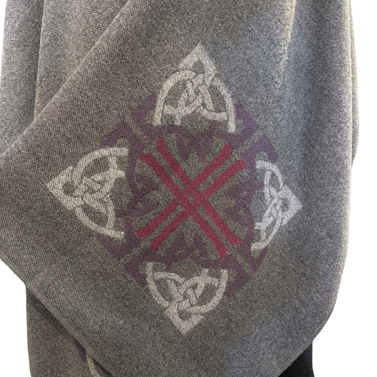 Jimmy Hourihan Celtic Knot Shawl - Grey