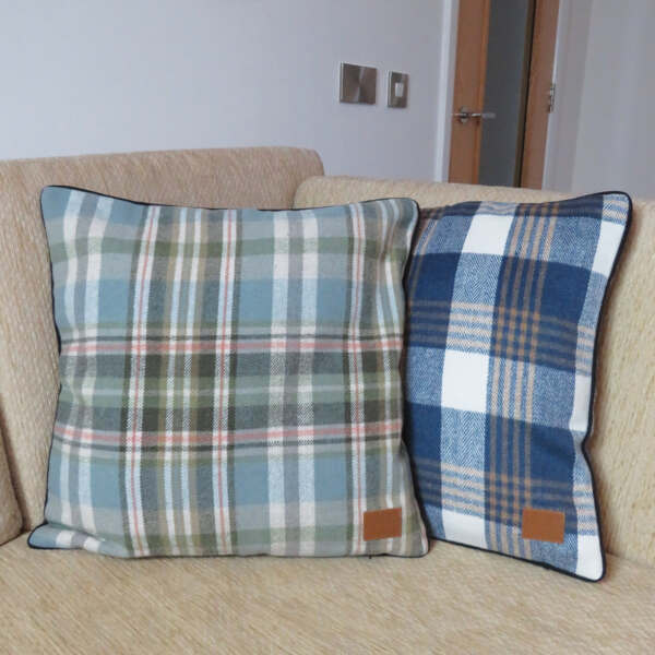 Samuel Lamont Green Tweed Throw Pillow - The Celtic Gift Store - Decor