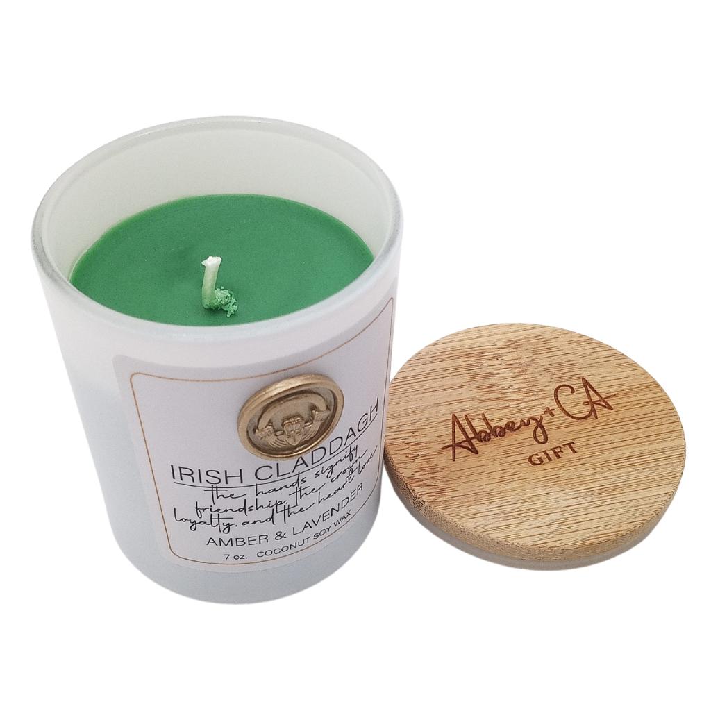 Scentspirations Irish Claddagh Candle - Amber & Lavender