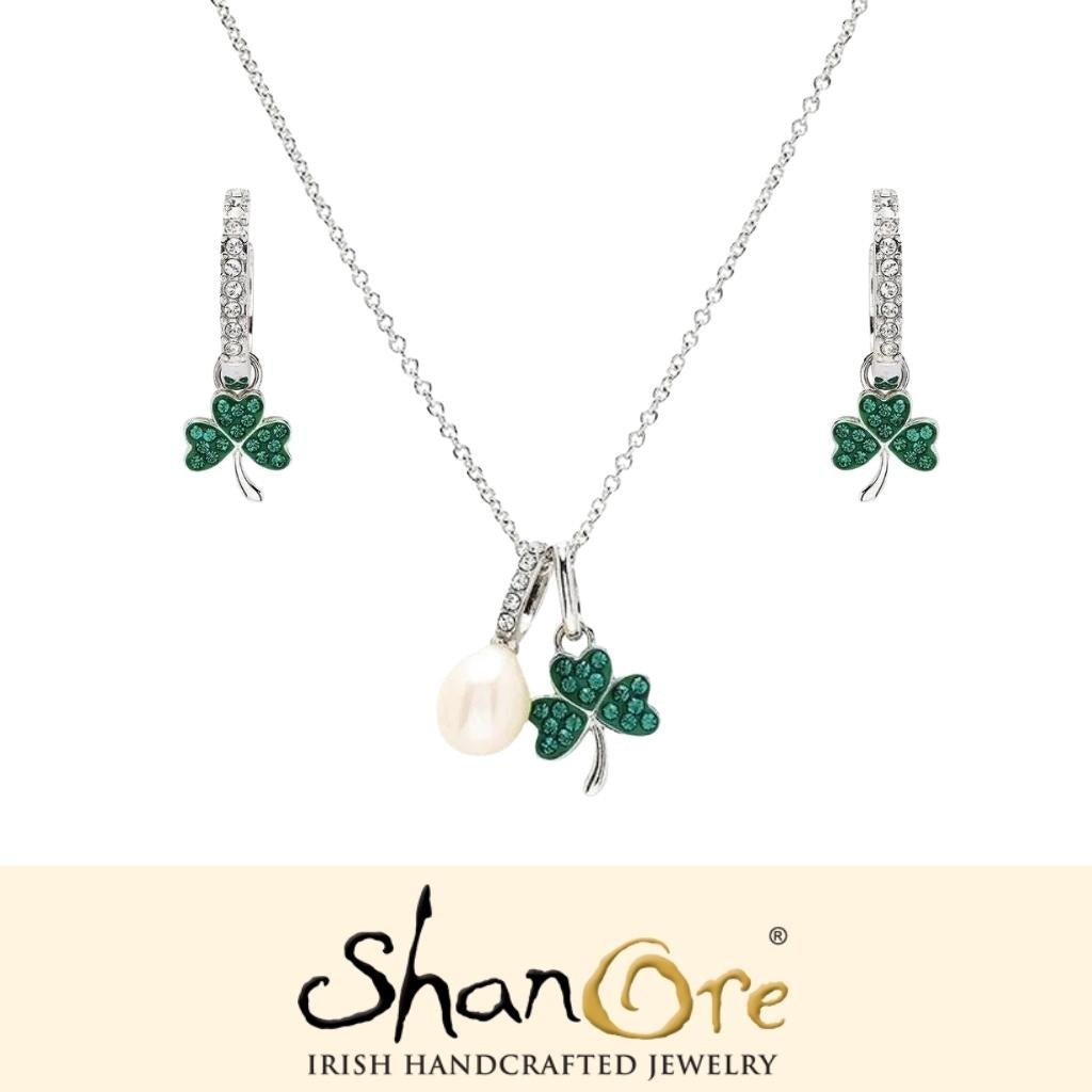 Sterling Silver and Freshwater Pearl Green Shamrock Necklace