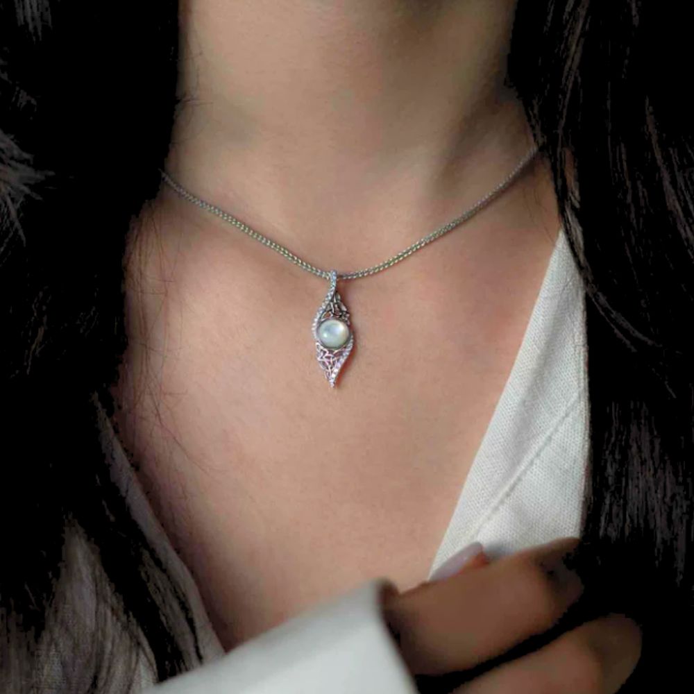 Sterling Silver Trinity Knot Mother of Pearl Arianrhod Necklace