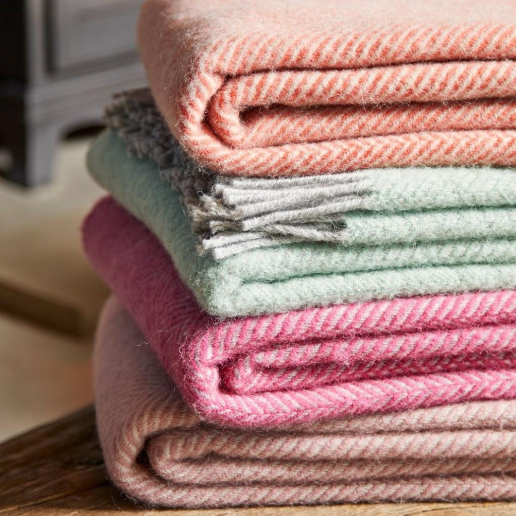 Tweedmill Flamingo and Pearl Herringbone Wool Throw Expertly Crafted from 100% Pure Wool