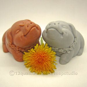 12 Quail Farm Pair of Pigs Soap - Pink and Grey - The Celtic Gift Store - Beauty and Wellness