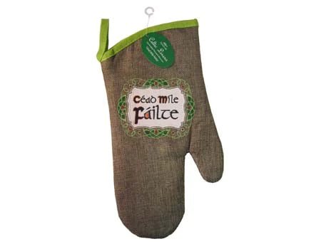 Cead Mile Failte Irish Oven Mitt - The Celtic Gift Store - Kitchenware