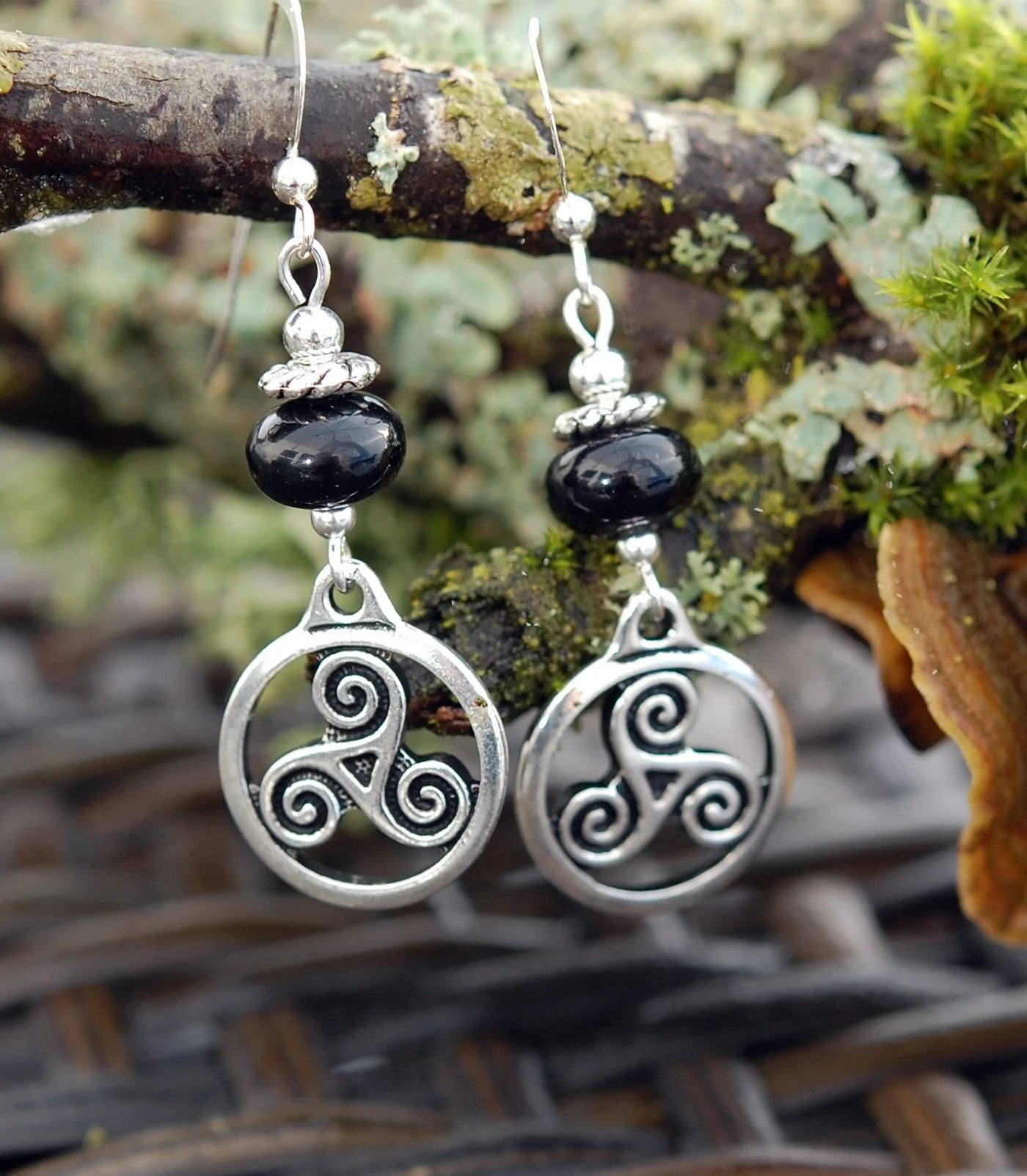 Cruthú Black Onyx Celtic Triskele Earrings - The Celtic Gift Store - Earrings
