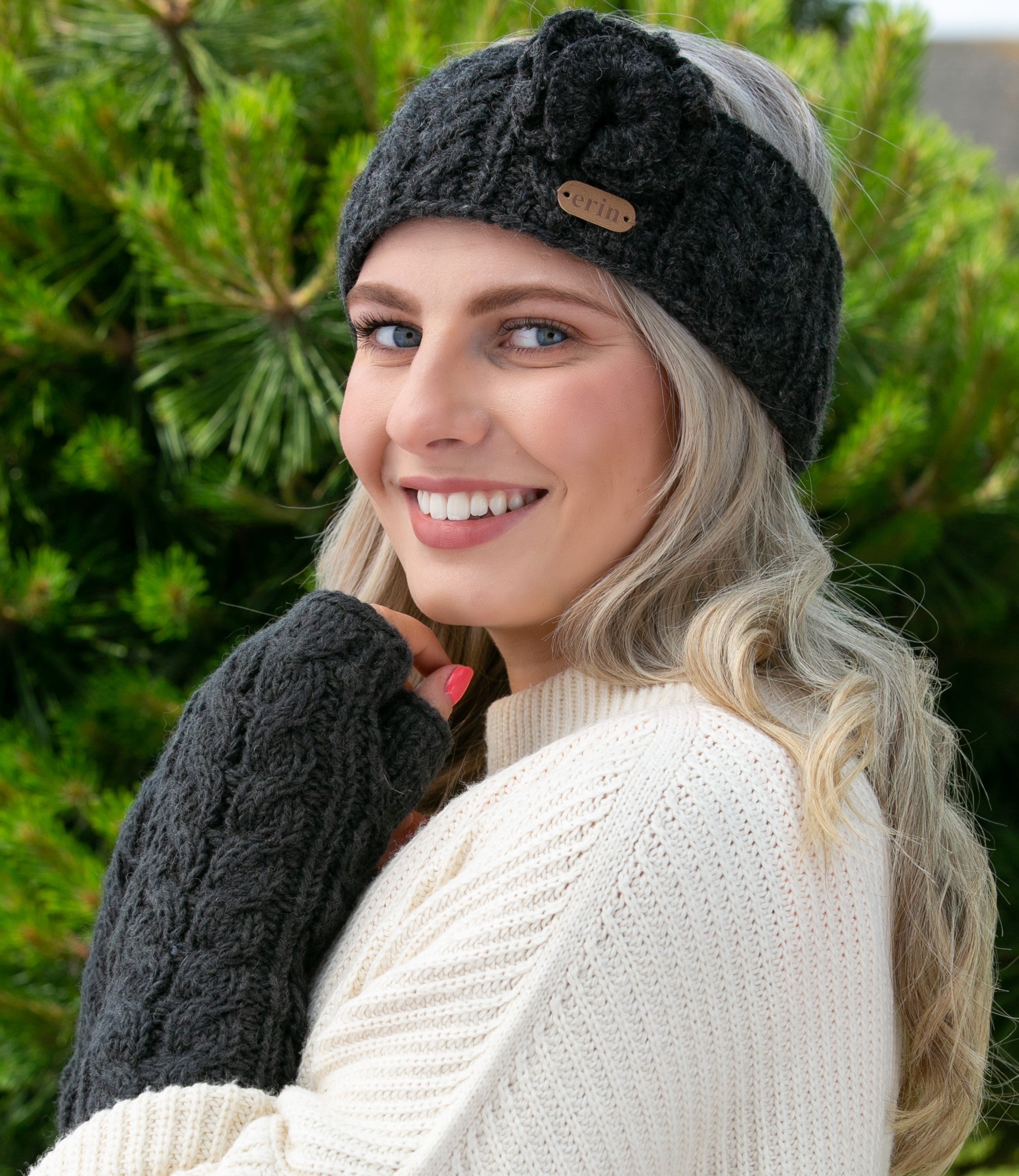 Aran Cable Handwarmers Charcoal