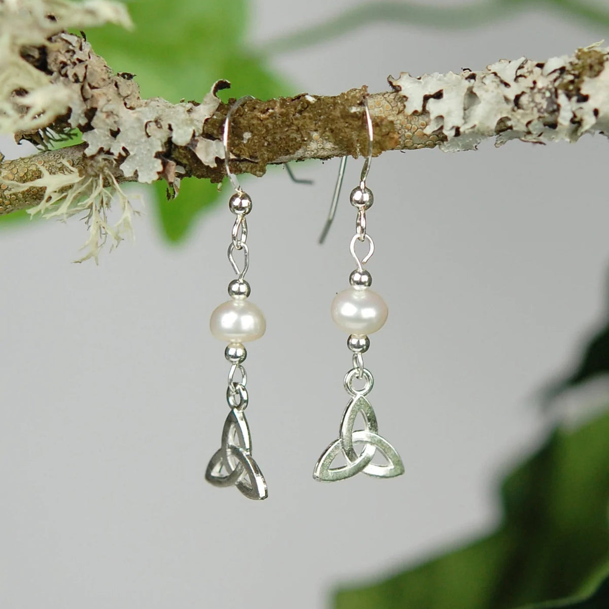 White Freshwater Pearl with Trinity Knot Earring - The Celtic Gift Store - Earrings